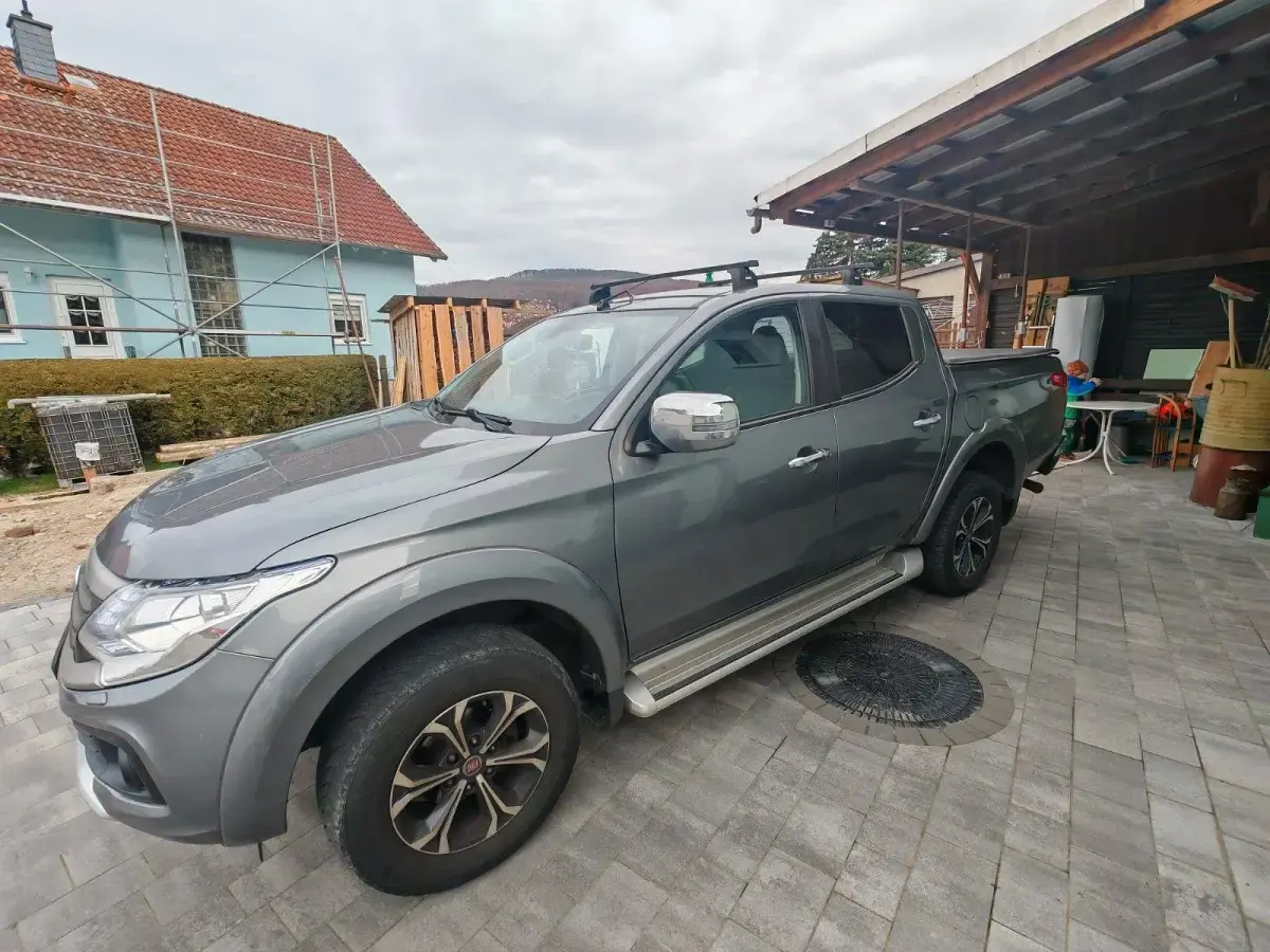 Gebraucht Fiat Fullback 181 PS (133 kW) 2017 Grau Pickup