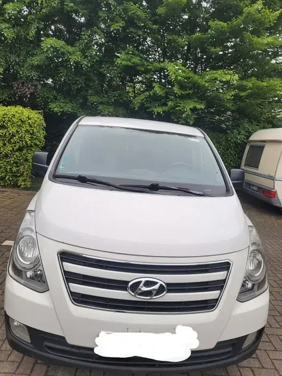 Gebraucht Hyundai H-1 Classic 116 PS (85 kW) 2016 Weiß Van / Kleinbus