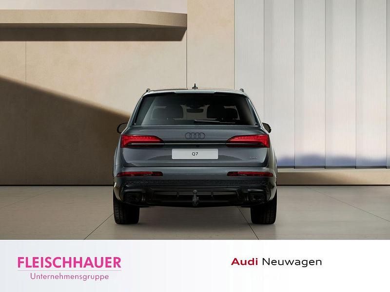 Neu Audi Q7 Business 394 PS (289 kW) 2025 Grau SUV