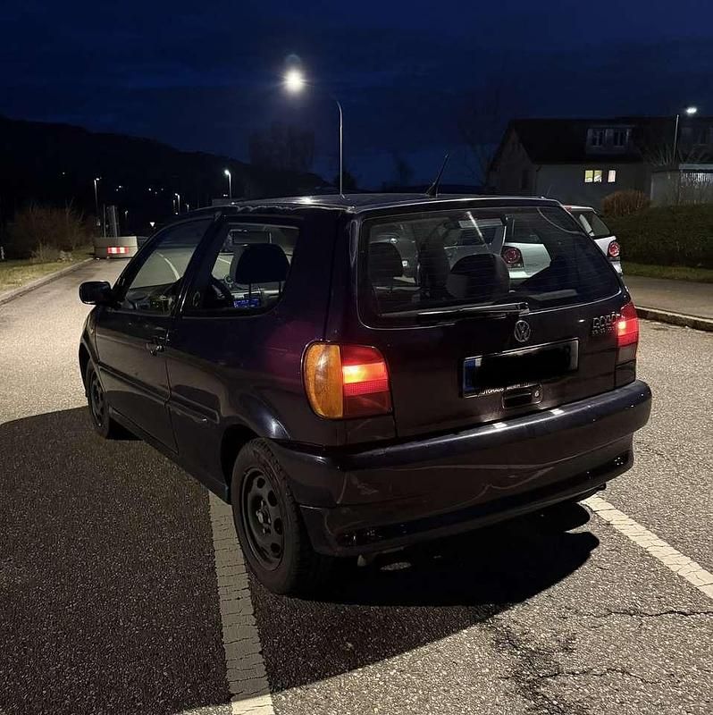 Gebraucht VW Polo 60 PS (44 kW) 1998 Blau Limousine