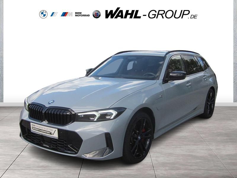 Grau Gebraucht 2024 BMW 330e M Sport Kombi | 49.790 € (Teuer) - Bild 1/3