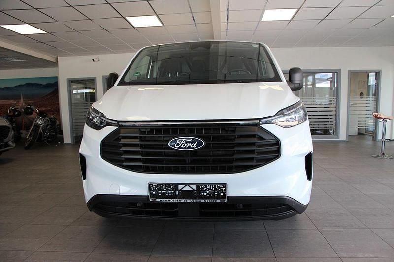 Gebraucht Ford Transit Custom Trend 136 PS (100 kW) 2024 Weiß Van / Kleinbus