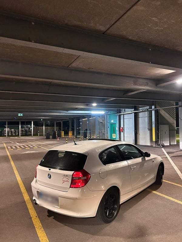 Gebraucht BMW 120 Coupé 177 PS (130 kW) 2008 Weiß Coupé