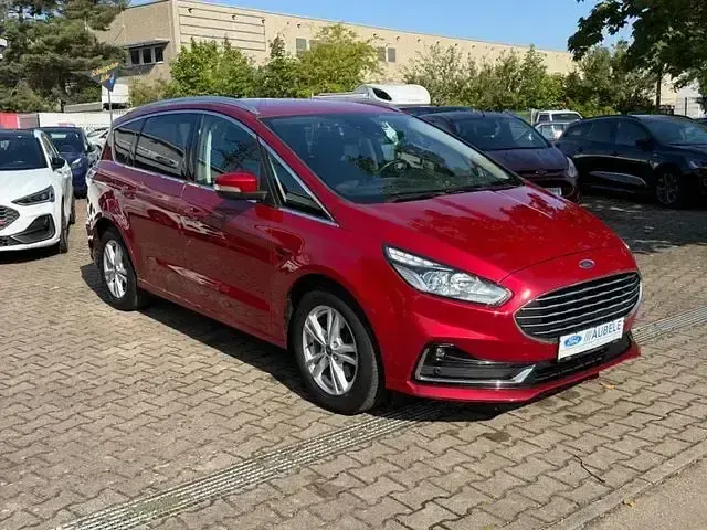 Gebraucht Ford S-MAX Titanium 150 PS (110 kW) 2021 Rot Van / Kleinbus