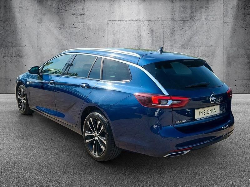 Gebraucht Opel Insignia Ultimate 174 PS (127 kW) 2021 Premium "nautic blau" Kombi