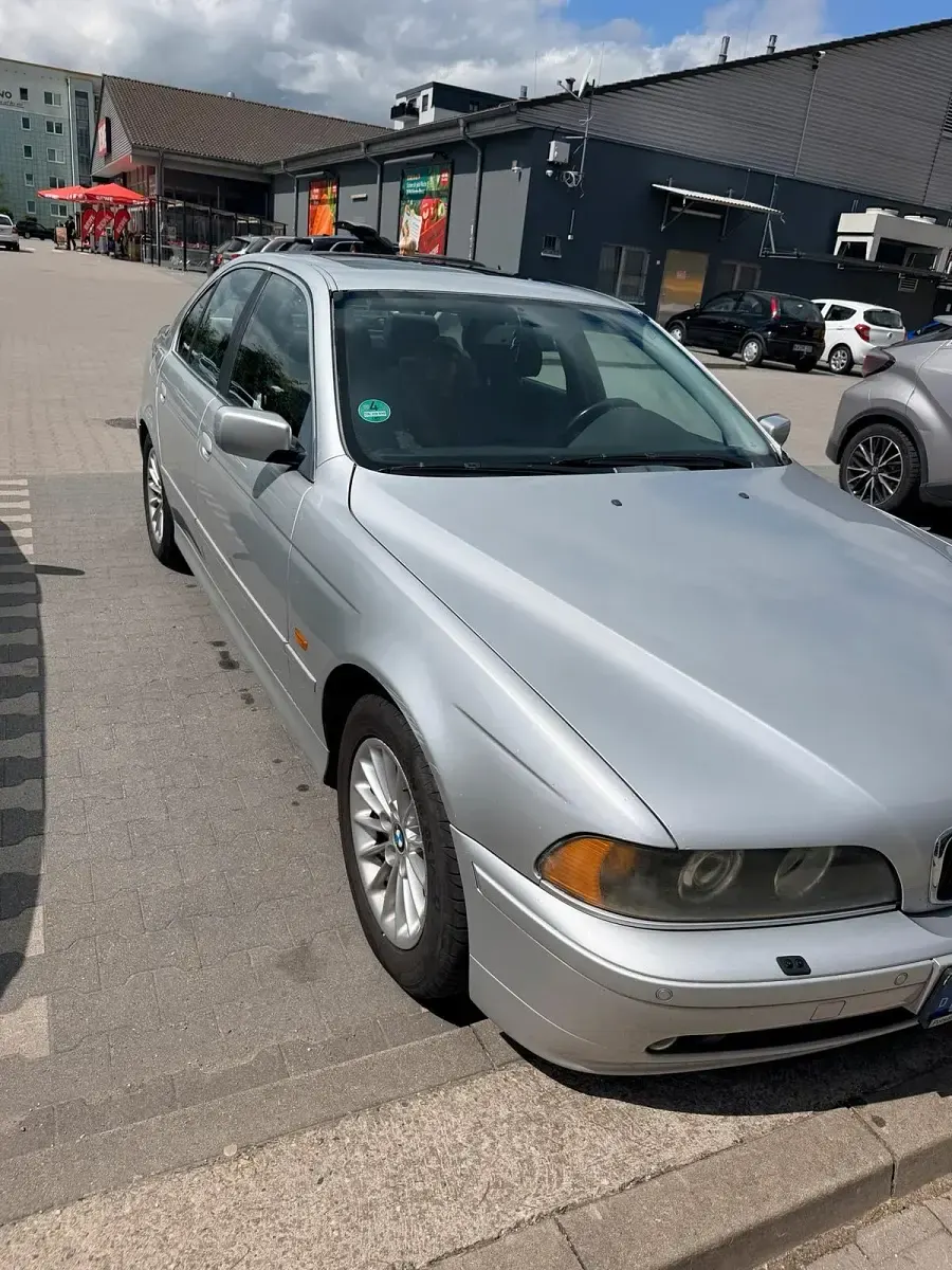 Używany BMW 520 150 KM (110 kW) 2002 Srebrny Sedan/Limuzyna