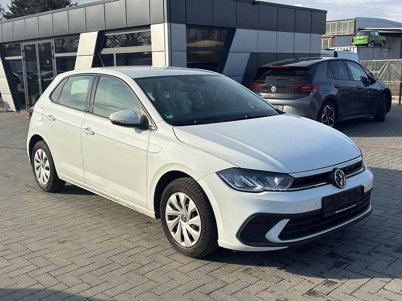 Gebraucht VW Polo Life 95 PS (69 kW) 2023 Weiß Limousine