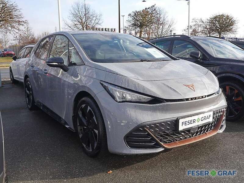 Gebraucht Cupra Born e-Boost 169 kW (231 PS) 2023 Vaporgrau Kleinwagen