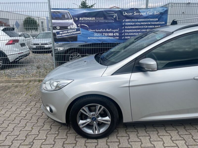 Gebraucht Ford Focus SYNC Edition 101 PS (74 kW) 2013 Silber Kombi