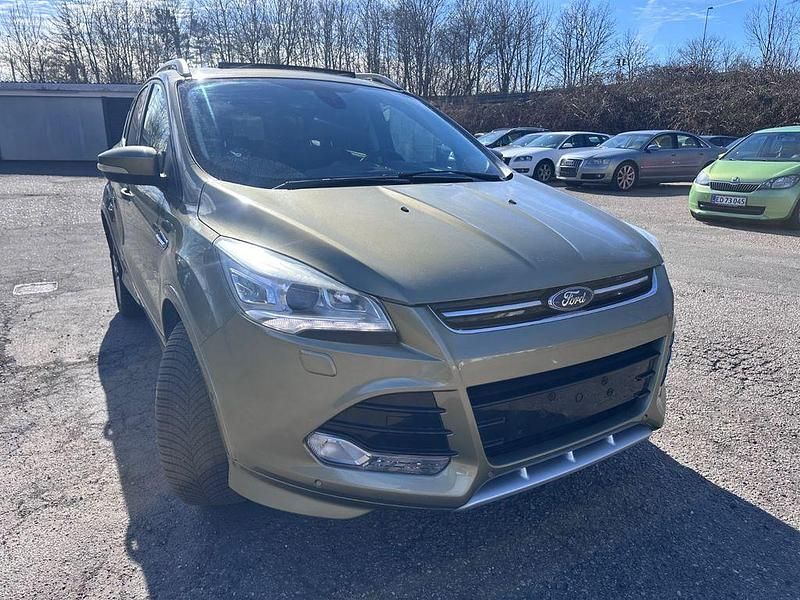 Gebraucht Ford Kuga Individual 163 PS (119 kW) 2014 SUV