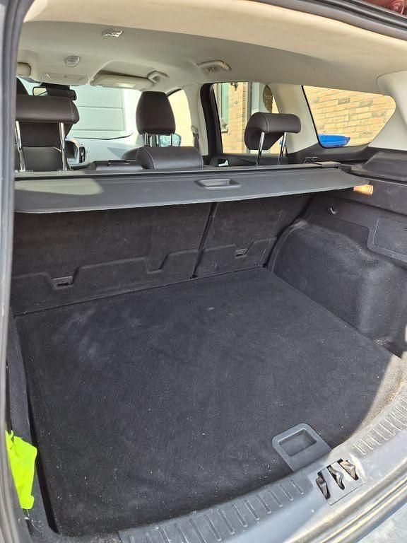 Gebraucht Ford Kuga Titanium 150 PS (110 kW) 2018 Rot SUV