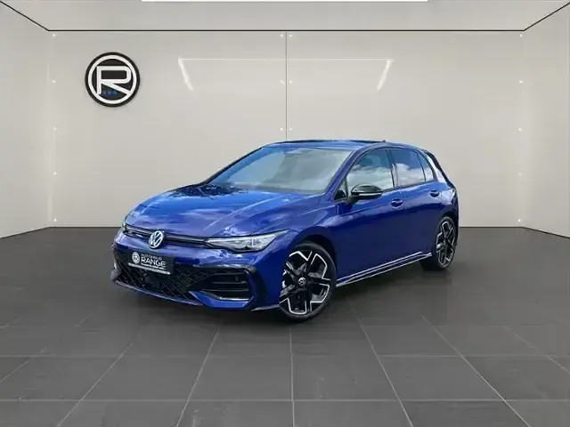 Neu VW Golf VIII R-line 150 PS (110 kW) 2026 Blau Limousine