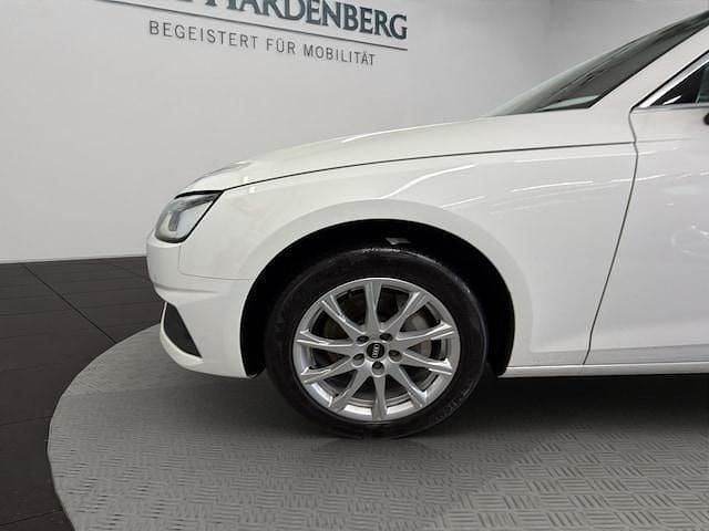 Gebraucht Audi A4 Design 204 PS (150 kW) 2022 Ibisweiß Kombi