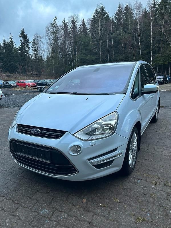 Gebraucht Ford S-MAX S 140 PS (102 kW) 2012 Weiß Van / Kleinbus