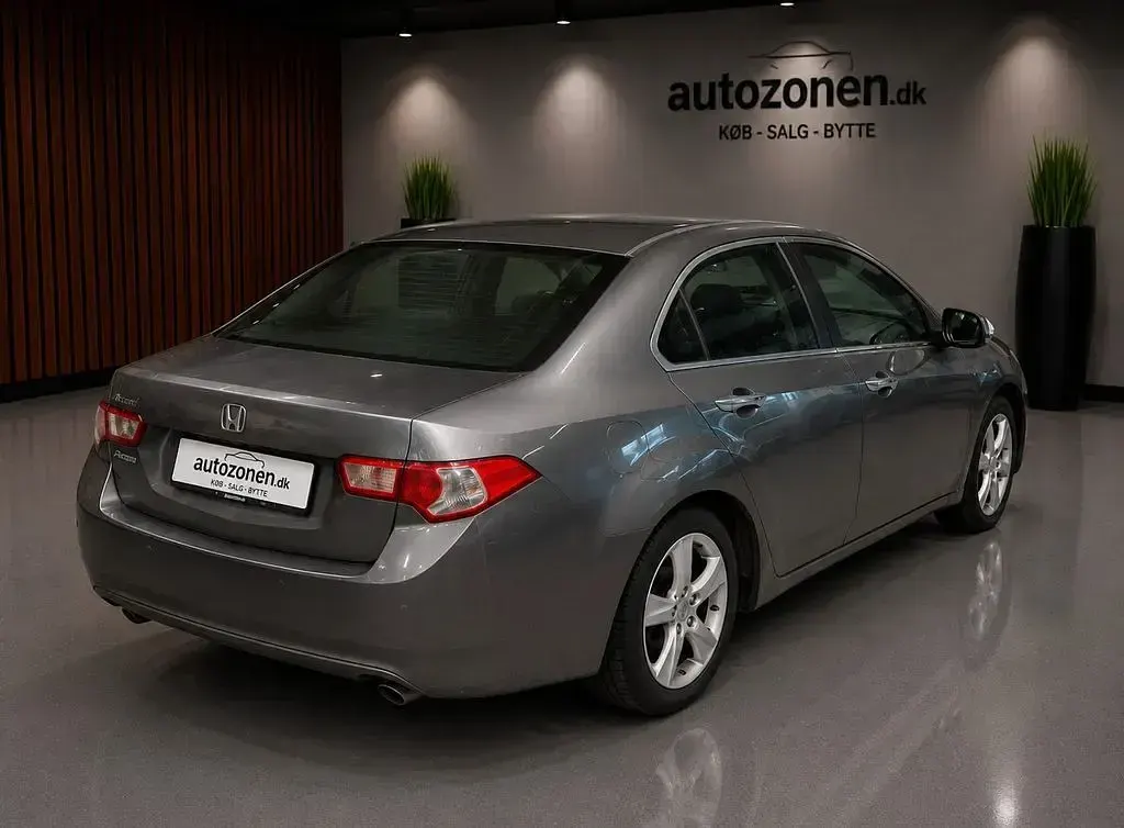Gebraucht Honda Accord Executive 150 PS (110 kW) 2009 Grau Limousine