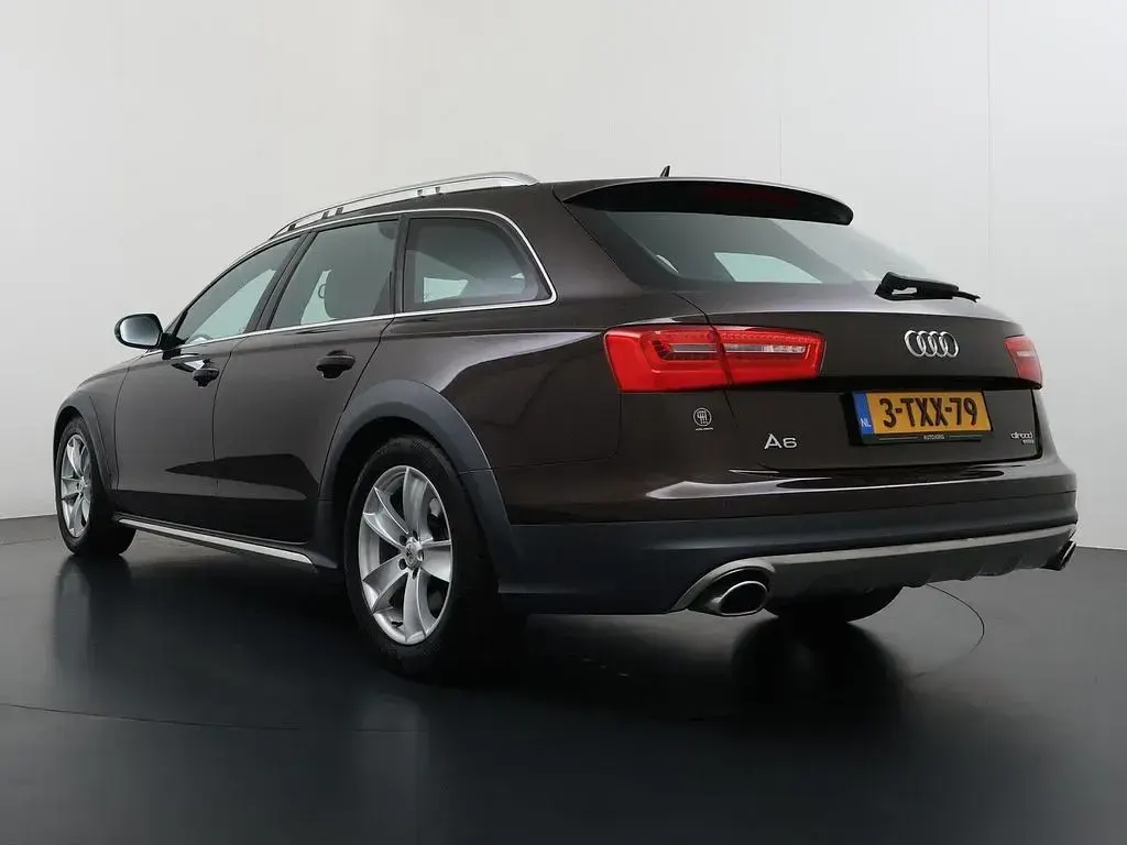 Gebraucht Audi A6 Allroad Premium 204 PS (150 kW) 2014 Braun Kombi