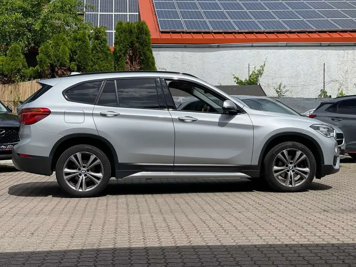 Gebraucht BMW X1 Sport Line 150 PS (110 kW) 2017 Grau SUV
