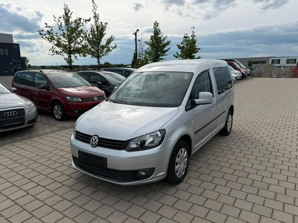 Brugt VW Caddy Trendline 102 HK (75 kW) 2011 Sølv MPV