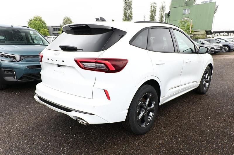 Neu Ford Kuga ST-Line 150 PS (110 kW) 2026 Weiß SUV