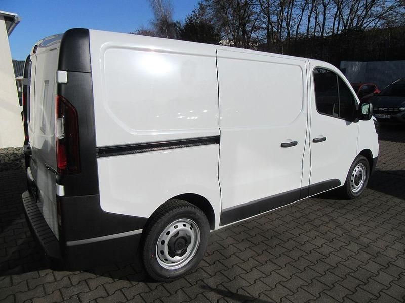 Neu Renault Trafic Komfort 110 PS (80 kW) 2025 Weiß Van / Kleinbus