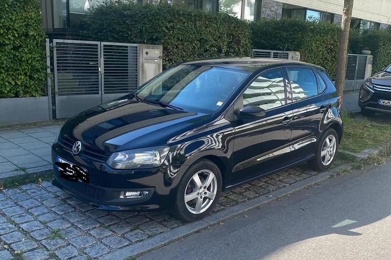 Schwarz Gebraucht 2013 VW Polo Kleinwagen | 4.999 € (Fairer Preis) - Bild 1/3