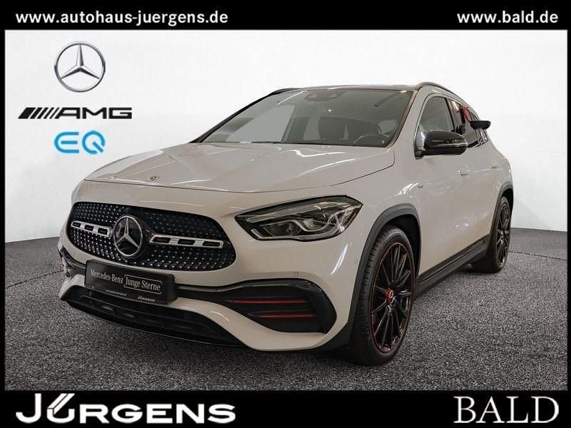 Unilack polarweiß Gebraucht 2021 Mercedes GLA180 AMG SUV | 31.780 € (Guter Preis) - Bild 1/4