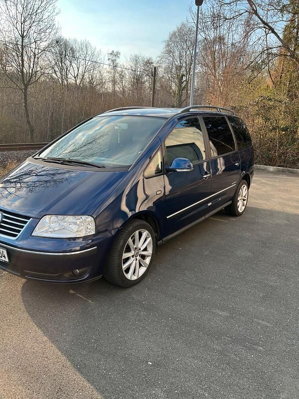 Gebraucht VW Sharan 140 PS (102 kW) 2009 Andere farben Van / Kleinbus