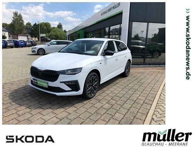 Weiß (moonweiss metallic) Neu 2025 Skoda Scala Tour Kleinwagen | 33.910 € - Bild 1/4