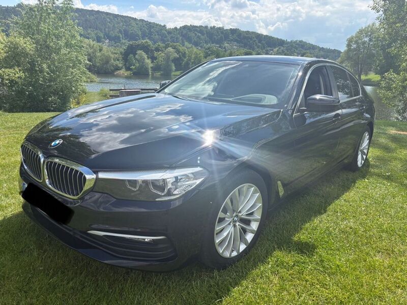 Schwarz Gebraucht 2019 BMW 520 Limousine | 24.990 € (Fairer Preis) - Bild 1/4