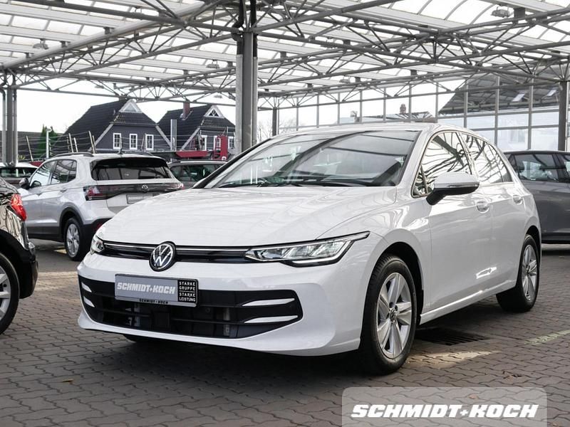 Gebraucht VW Golf VIII Life 2024 Pure white (weiß)