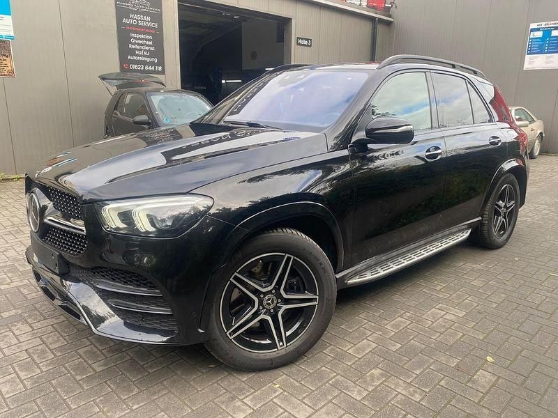 Schwarz Gebraucht 2022 Mercedes GLE350 AMG line SUV | 54.300 € (Superpreis) - Bild 1/4