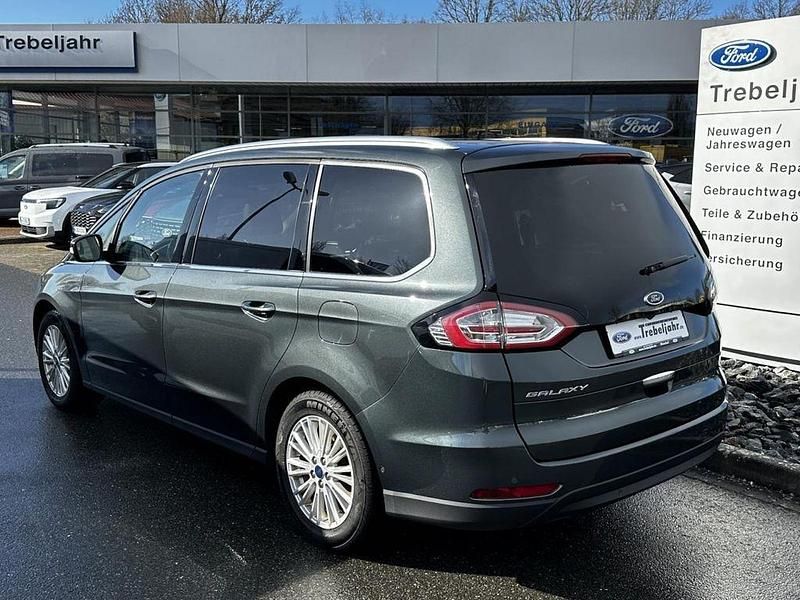 Gebraucht Ford Galaxy Titanium 241 PS (177 kW) 2018 Grün Van / Kleinbus