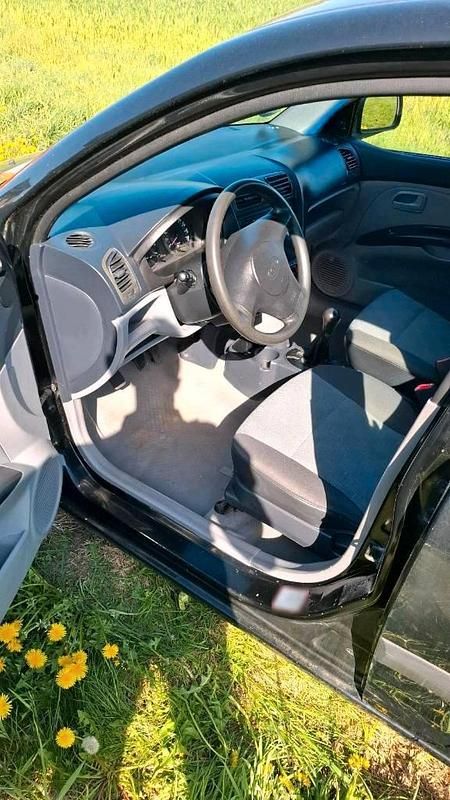 Second-hand Kia Picanto 60 CP (44 kW) 2005 Hatchback