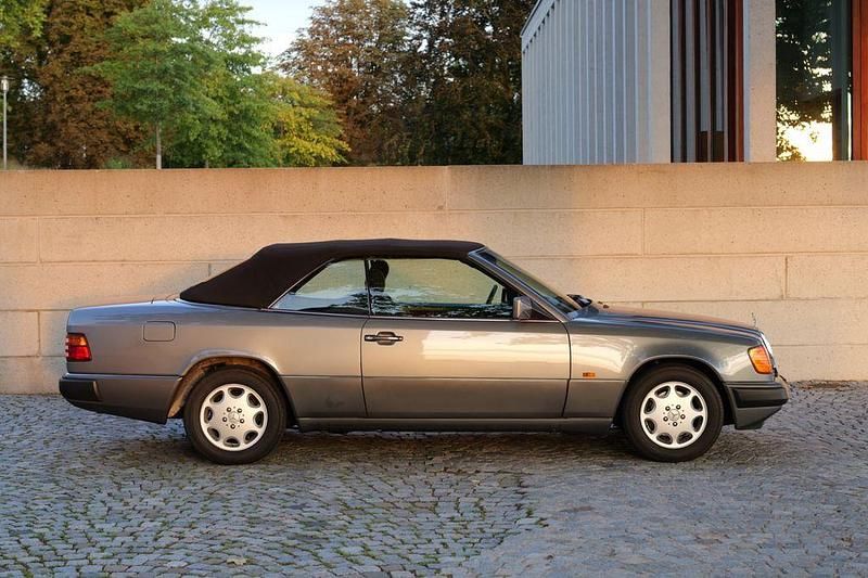 Gebraucht Mercedes E320 220 PS (161 kW) 1992 Grau Cabrio