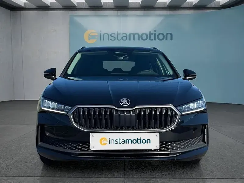 Gebraucht Skoda Superb 150 PS (110 kW) 2025 Kombi