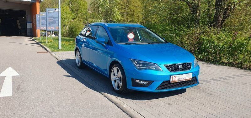 Blau Gebraucht 2016 Seat Leon ST FR Kombi | 11.590 € (Fairer Preis) - Bild 1/4