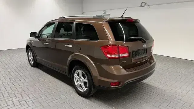 Gebraucht Fiat Freemont Lounge 170 PS (125 kW) 2013 Braun met. SUV