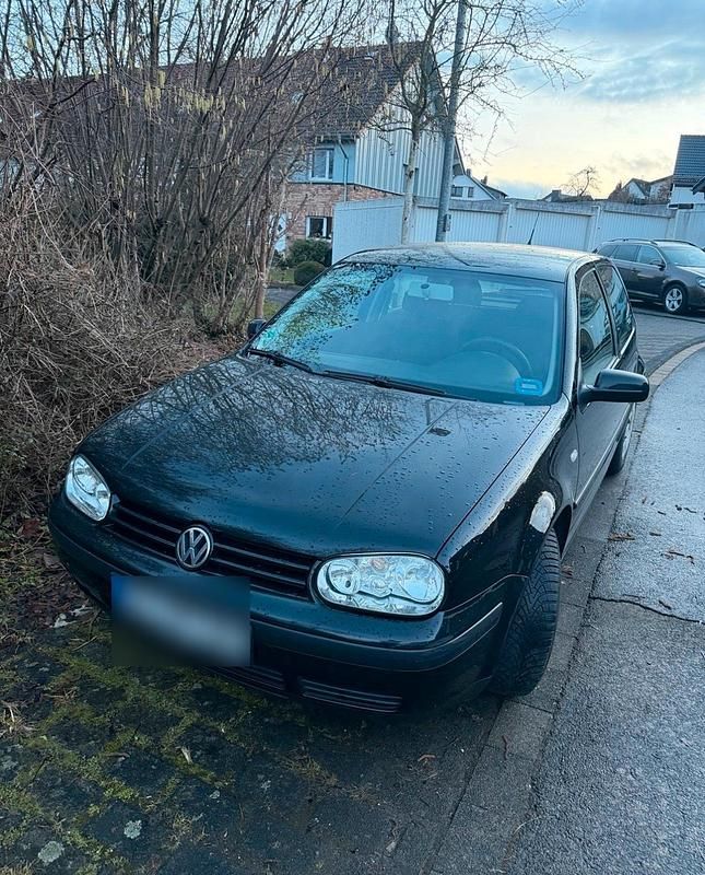 Gebraucht VW Golf IV 105 PS (77 kW) 2003 Schwarz Kleinwagen