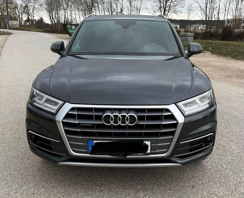 Gebraucht Audi Q5 S-Line 190 PS (139 kW) 2018 Grau SUV