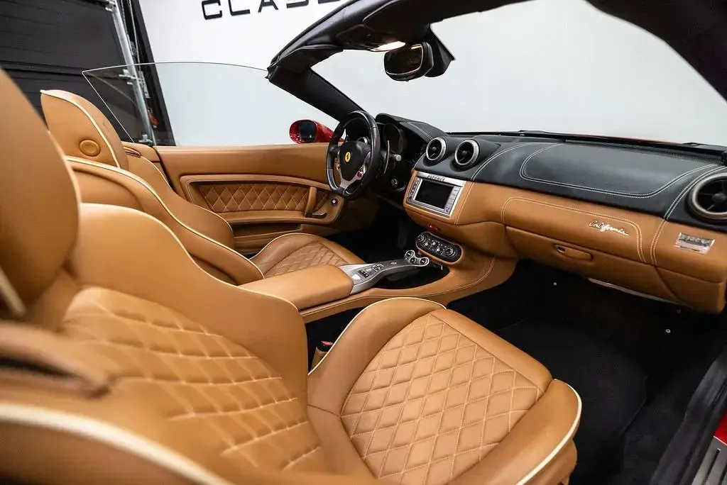 Gebraucht Ferrari California 466 PS (342 kW) 2010 Rot Cabrio