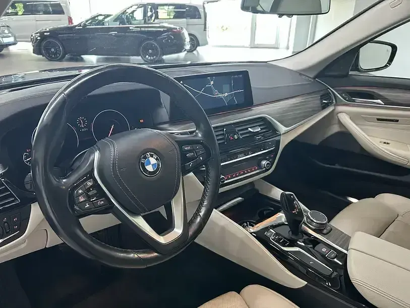 Gebraucht BMW 540 Luxury Line 340 PS (250 kW) 2018 Blau Limousine