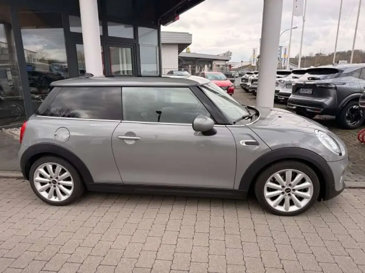 Używany Mini Cooper Chili 136 KM (100 kW) 2016 Szary Hatchback