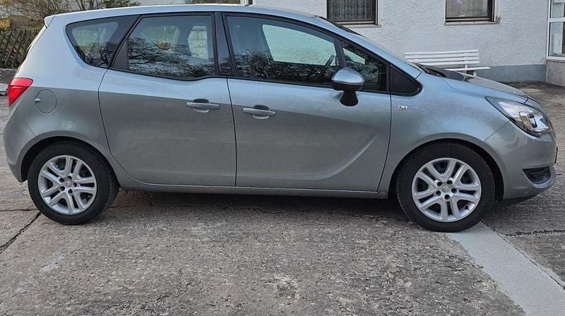 Second-hand Opel Meriva 101 CP (74 kW) 2014 Gri Monovolum