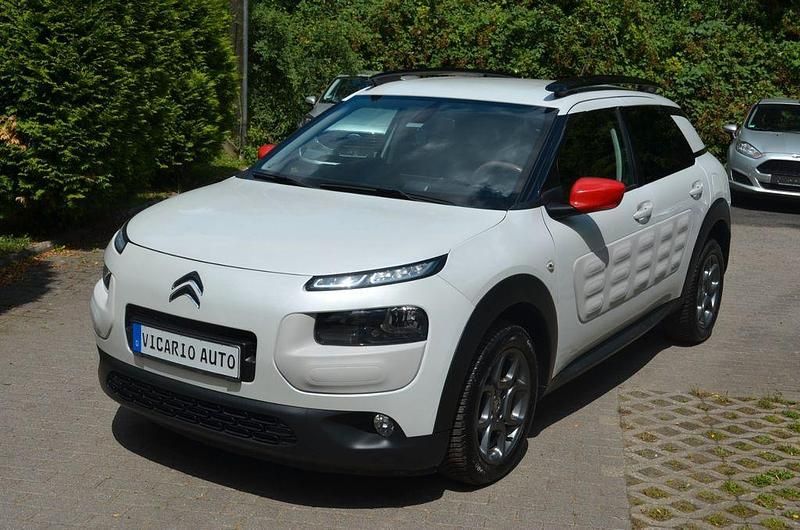 Gebraucht Citroën C4 Cactus 99 PS (72 kW) 2016 Weiß Kleinwagen