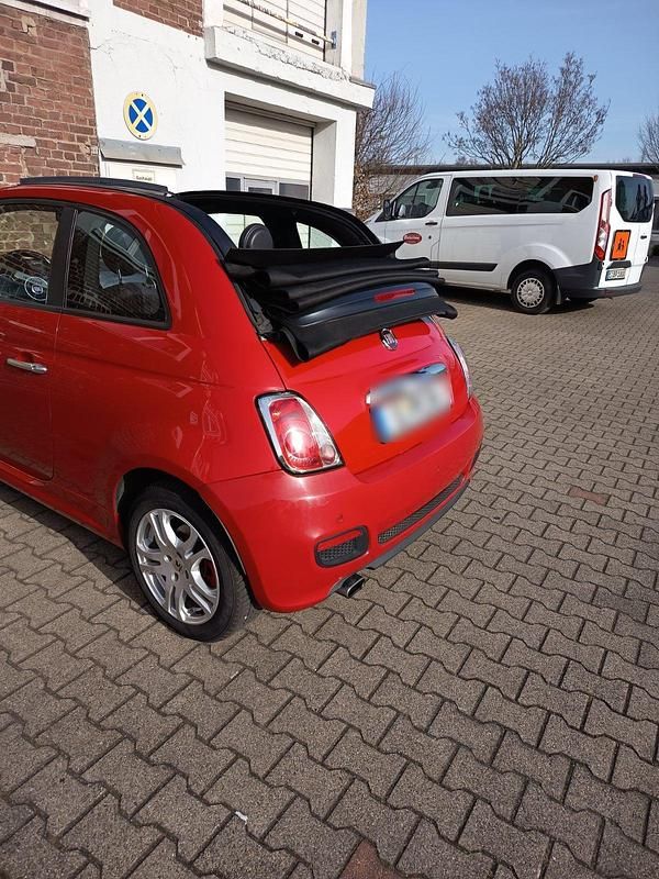 Gebraucht Fiat 500C 85 PS (62 kW) 2014 Rot Cabrio
