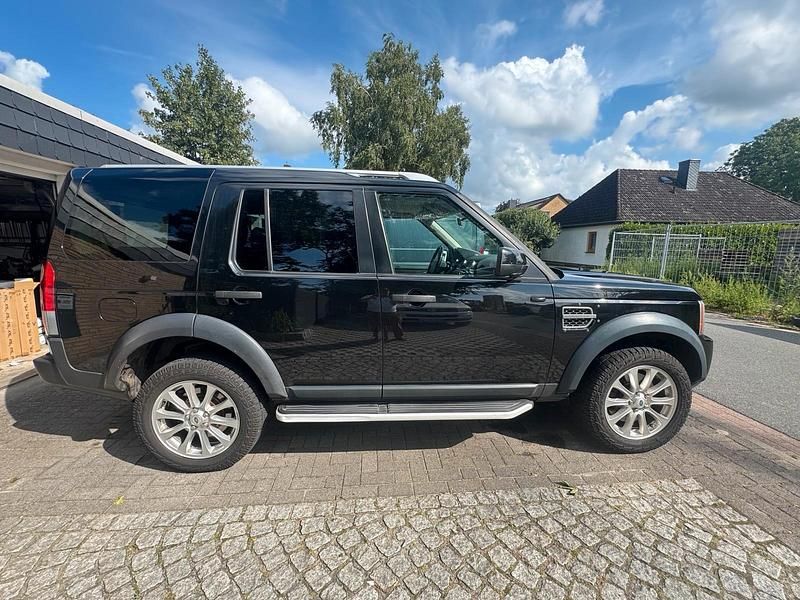 Schwarz Gebraucht 2012 Land Rover Discovery 4 SUV | 12.900 € (Superpreis) - Bild 1/4