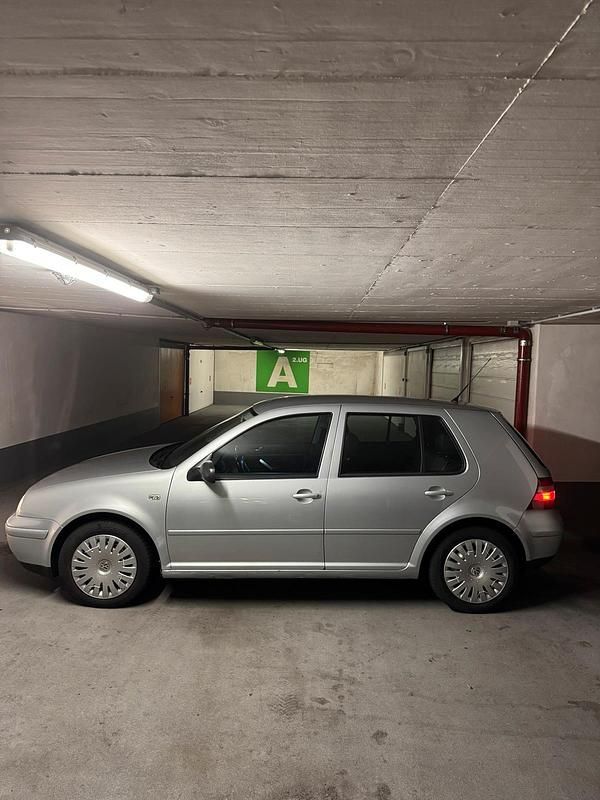 Gebraucht VW Golf IV 105 PS (77 kW) 2003 Grau Kleinwagen