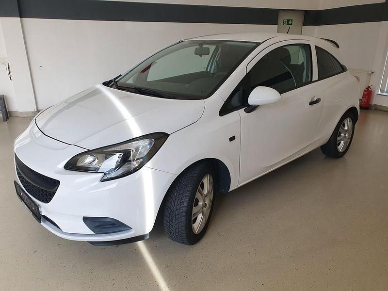 Weiß Gebraucht 2016 Opel Corsa Selection Kleinwagen | 5.799 € (Fairer Preis) - Bild 1/4