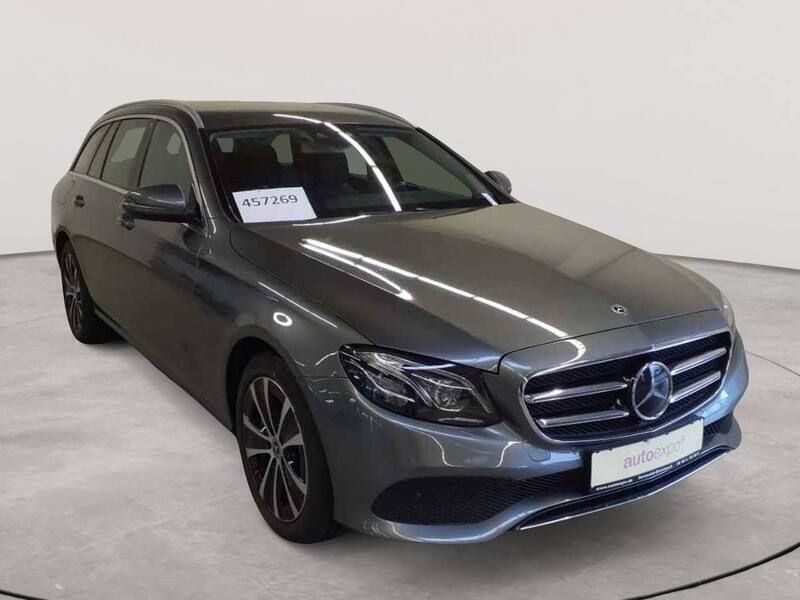 Selenitgrau metallic Gebraucht 2019 Mercedes E300 Avantgarde Kombi | 21.990 € (Etwas zu teuer) - Bild 1/4