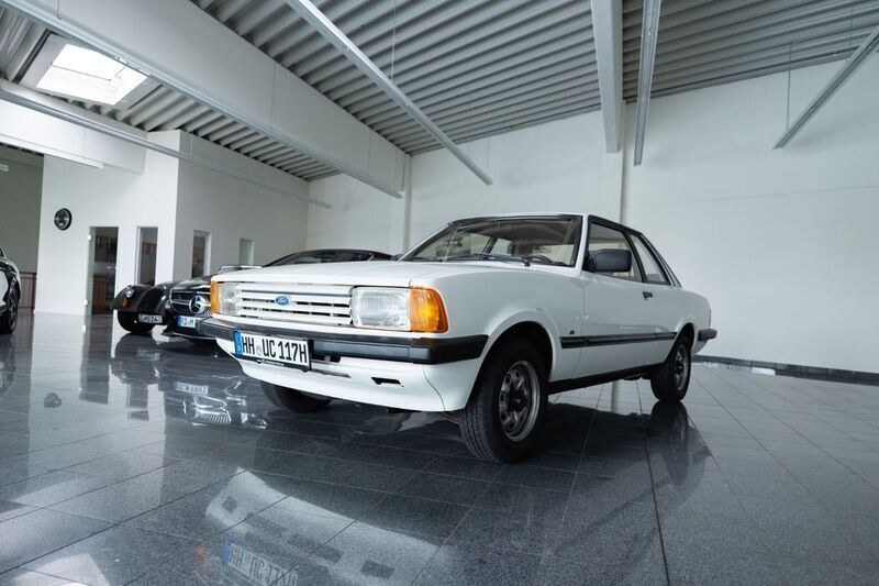 Gebraucht Ford Taunus 73 PS (53 kW) 1981 Weiß Limousine
